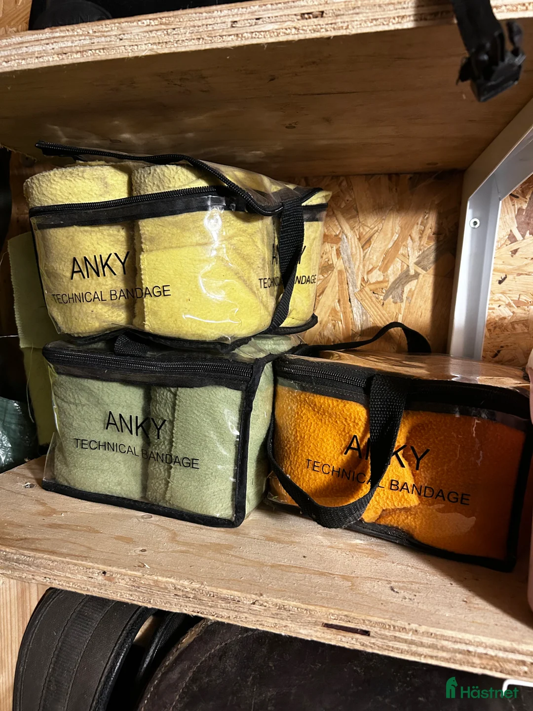 Schabrak & Vojlockar hästutrustning till salu: Anky schabrak - Annons 2