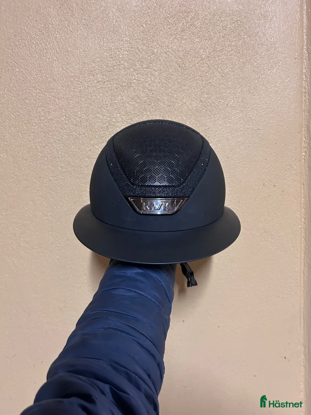 Hjälmar ryttarutrustning till salu: Swarovski glittrig Kask hjälm  - Annons 2