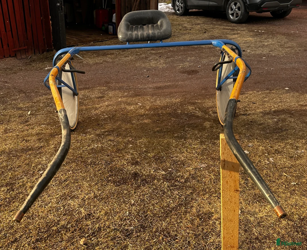 Körsulkys körning till salu: Fortuna Travsulky i Orsa - Annons 2