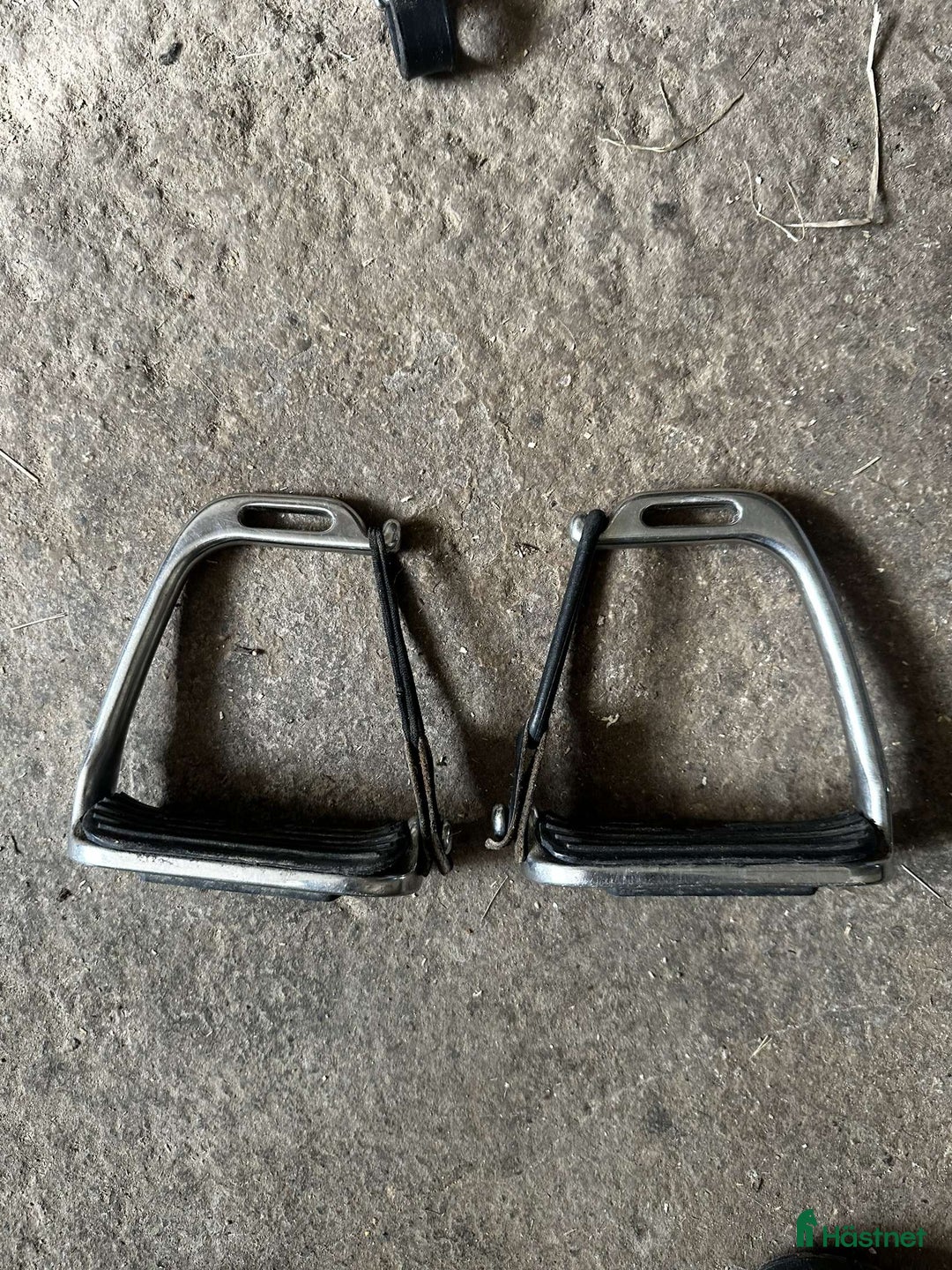 Övrig Hästutrustning hästutrustning till salu: Tech Stirrups mm. i Sunne - Bild 9