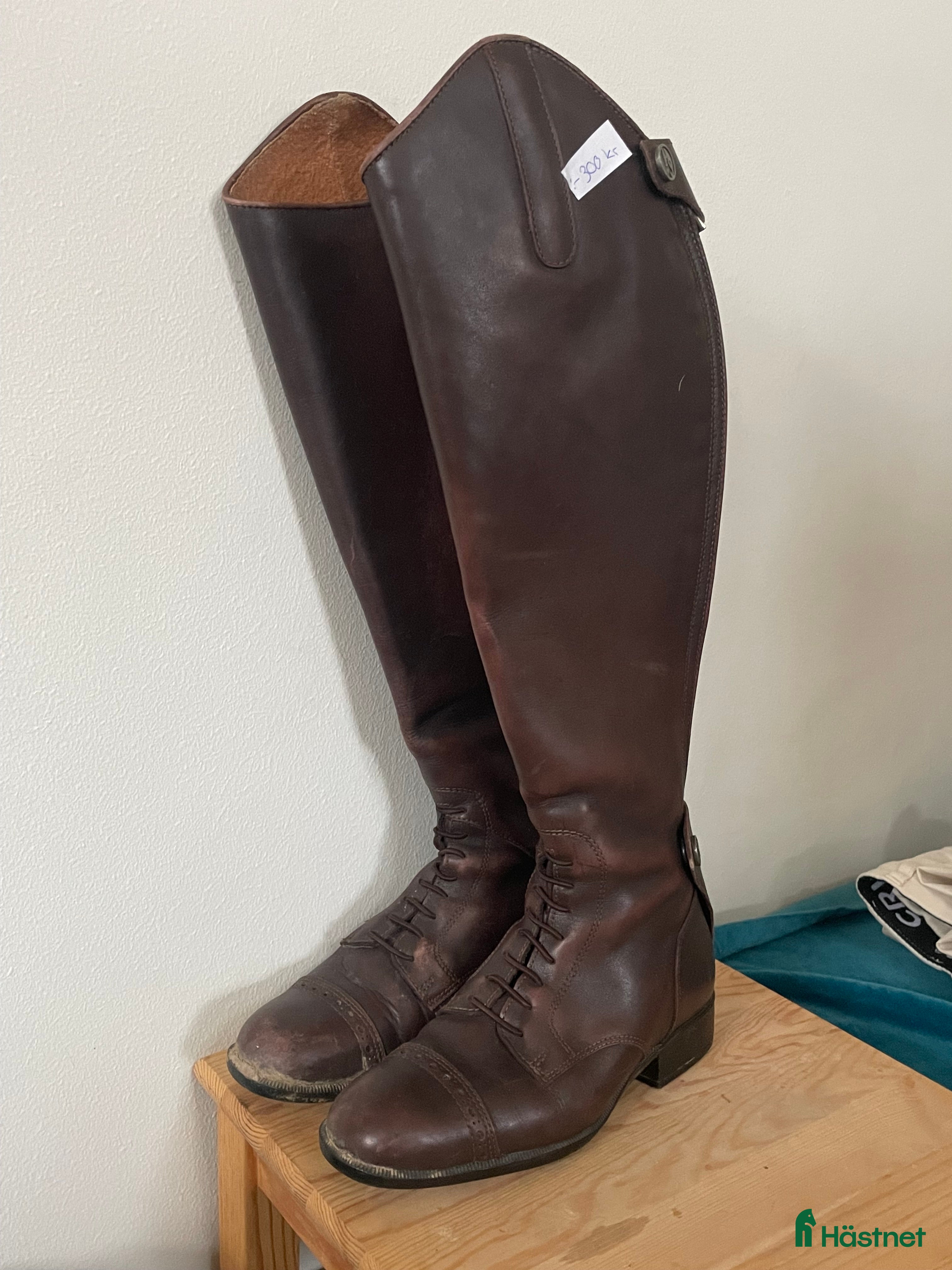 Ridstövlar ryttarutrustning till salu: Bruna ridstövlar i Strandbaden - Annons 11