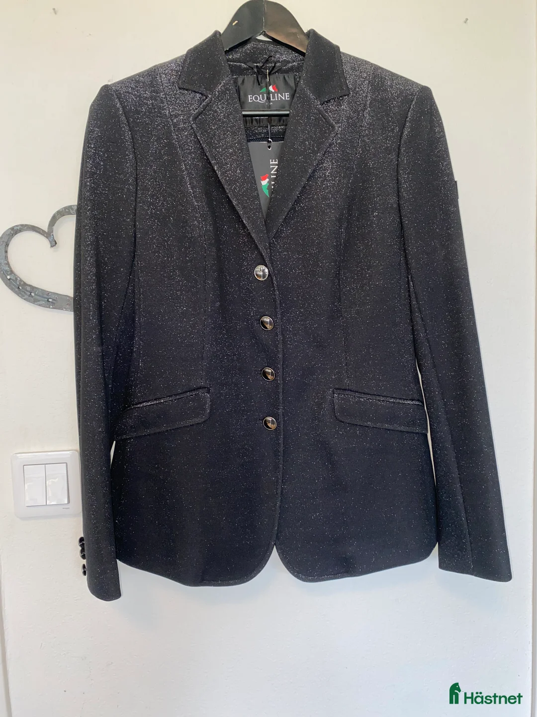 Jackor & Kavajer ryttarutrustning till salu: NY Equiline-kavaj i Lund - Annons 2
