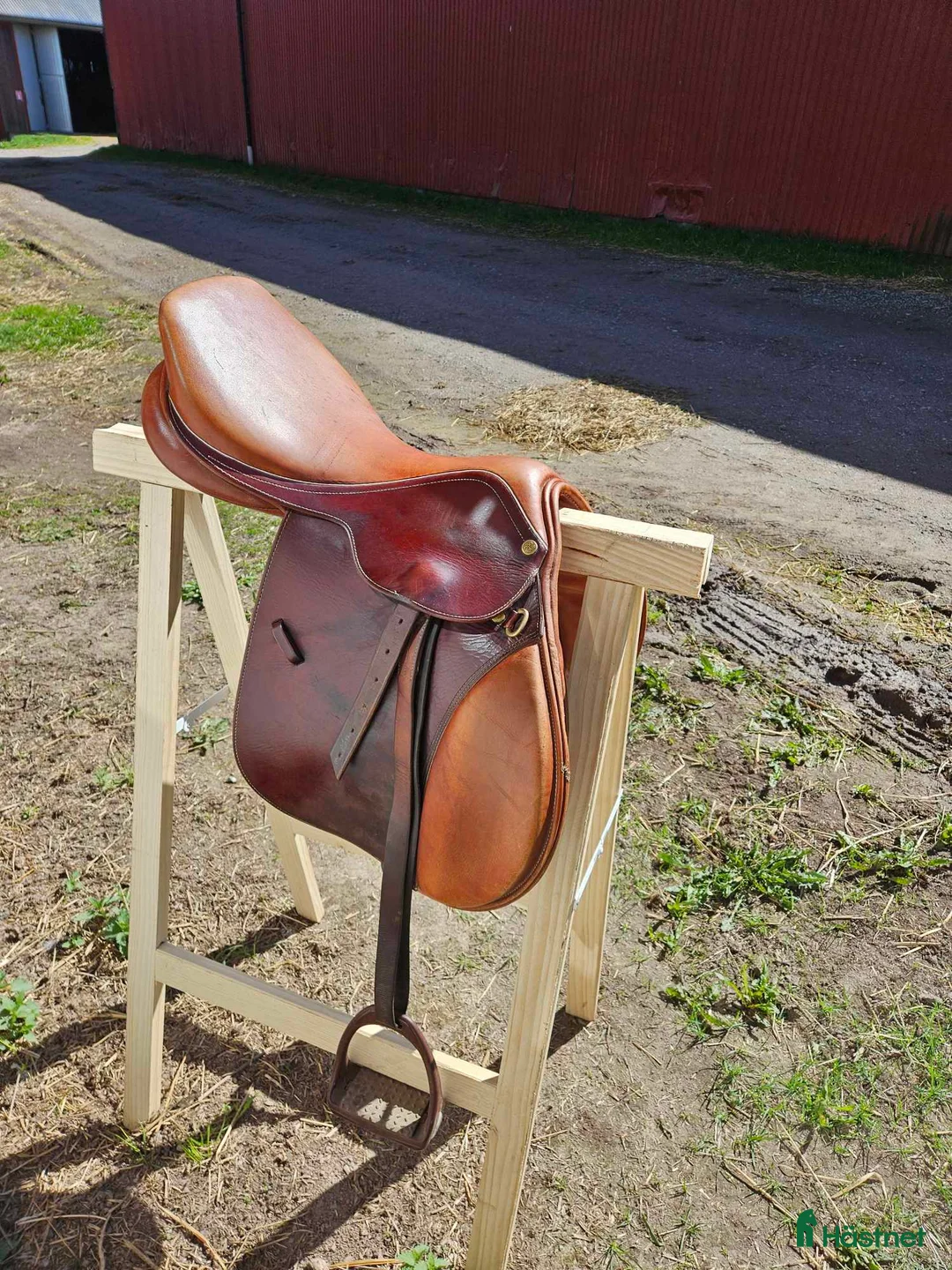 Sadlar hästutrustning till salu: Gold medal Allround i Karlsborg - Annons 1