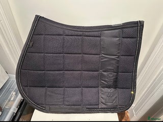 Schabrak & Vojlockar hästutrustning till salu: Svart Eskadron schabrak i Åre - Annons 1