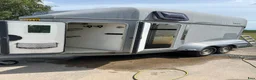 Hästtransporter  fordon & transport till salu: Stor rymlig hästtransport  - Annons 5