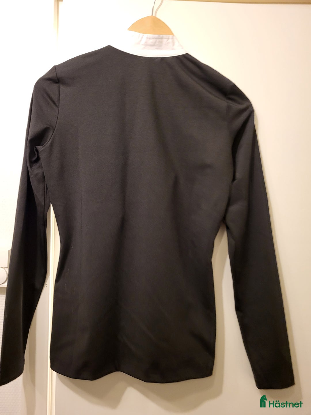 Jackor & Kavajer ryttarutrustning till salu: Tävlingskläder i Boden - Annons 2