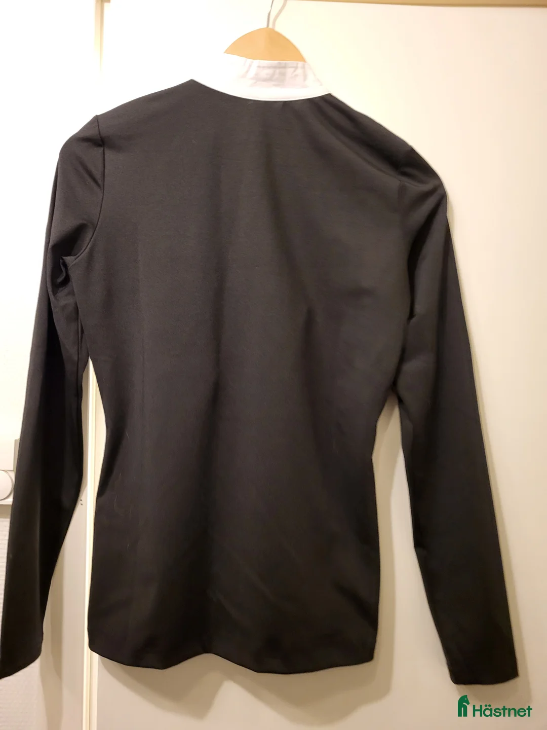 Jackor & Kavajer ryttarutrustning till salu: Tävlingskläder i Boden - Annons 2