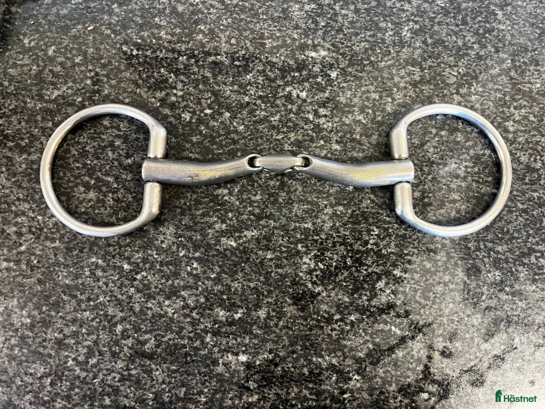Bett hästutrustning till salu: Flertalet bett från fager  i Veberöd - Annons 6