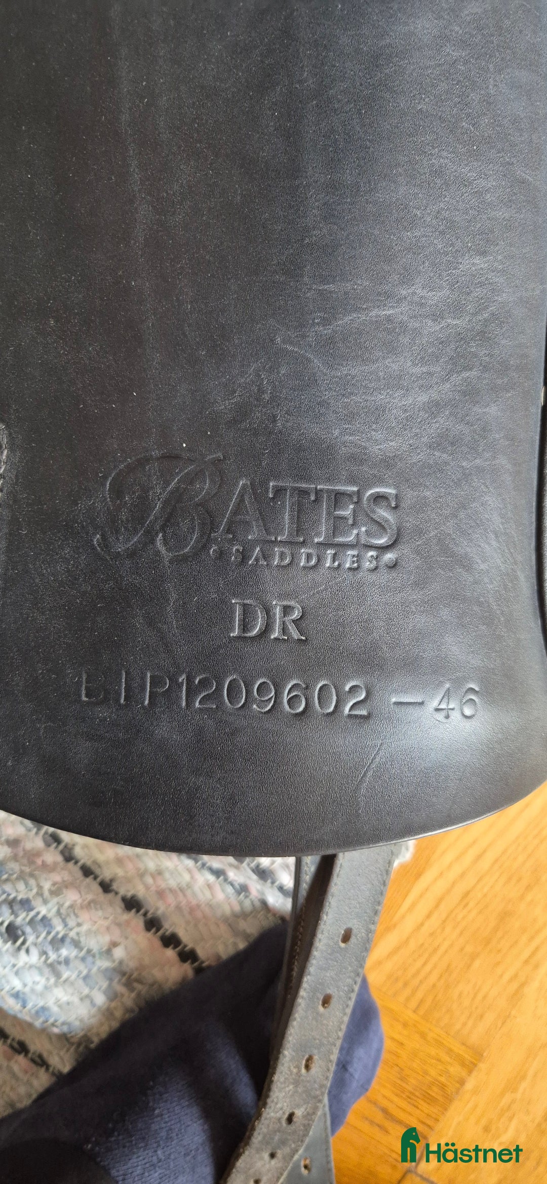 Sadlar hästutrustning till salu: Dressyrsadel Bates Cair 18" i Götene - Annons 3