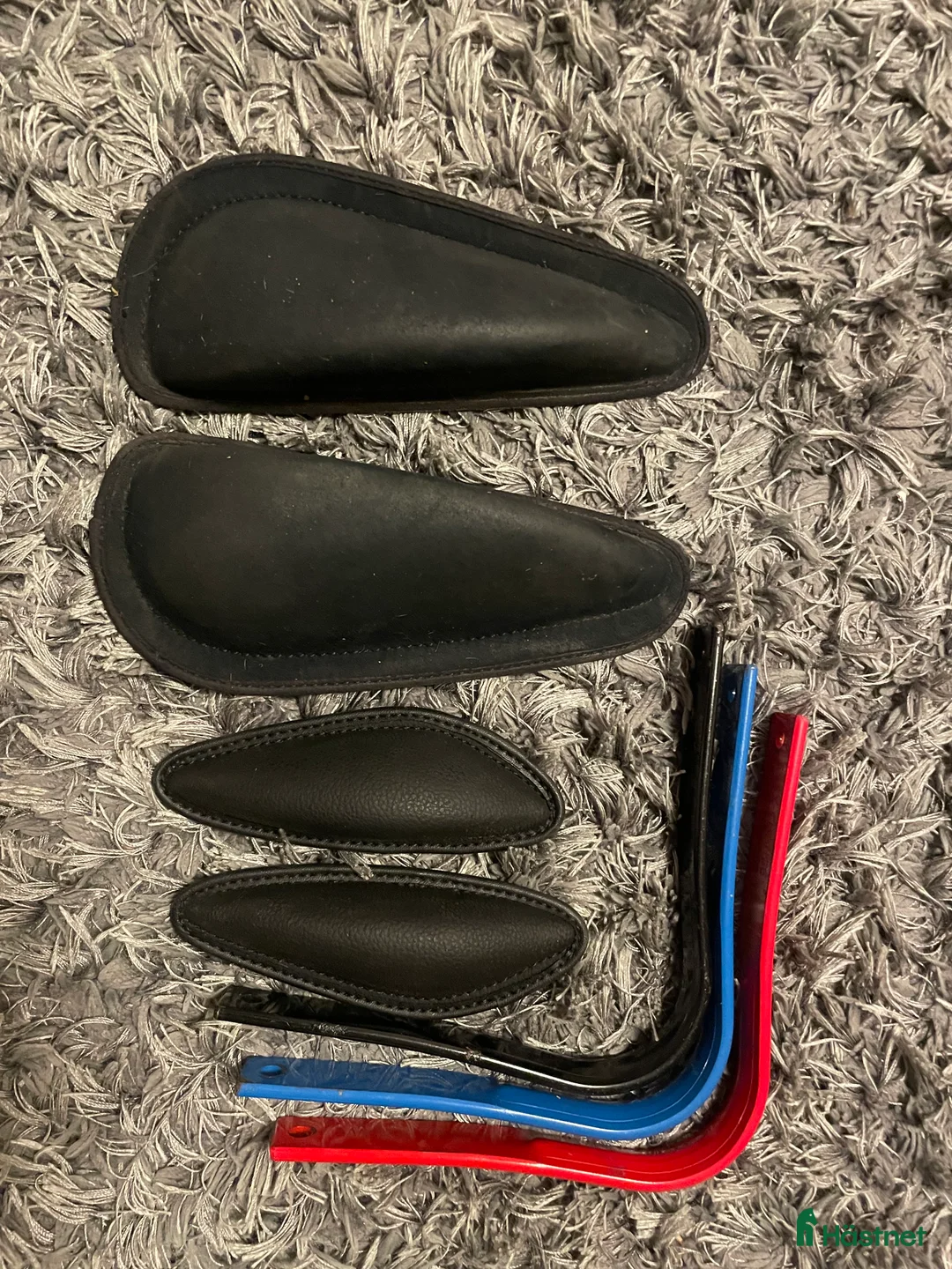 Sadlar hästutrustning till salu: Sadel svart bud? - Annons 3