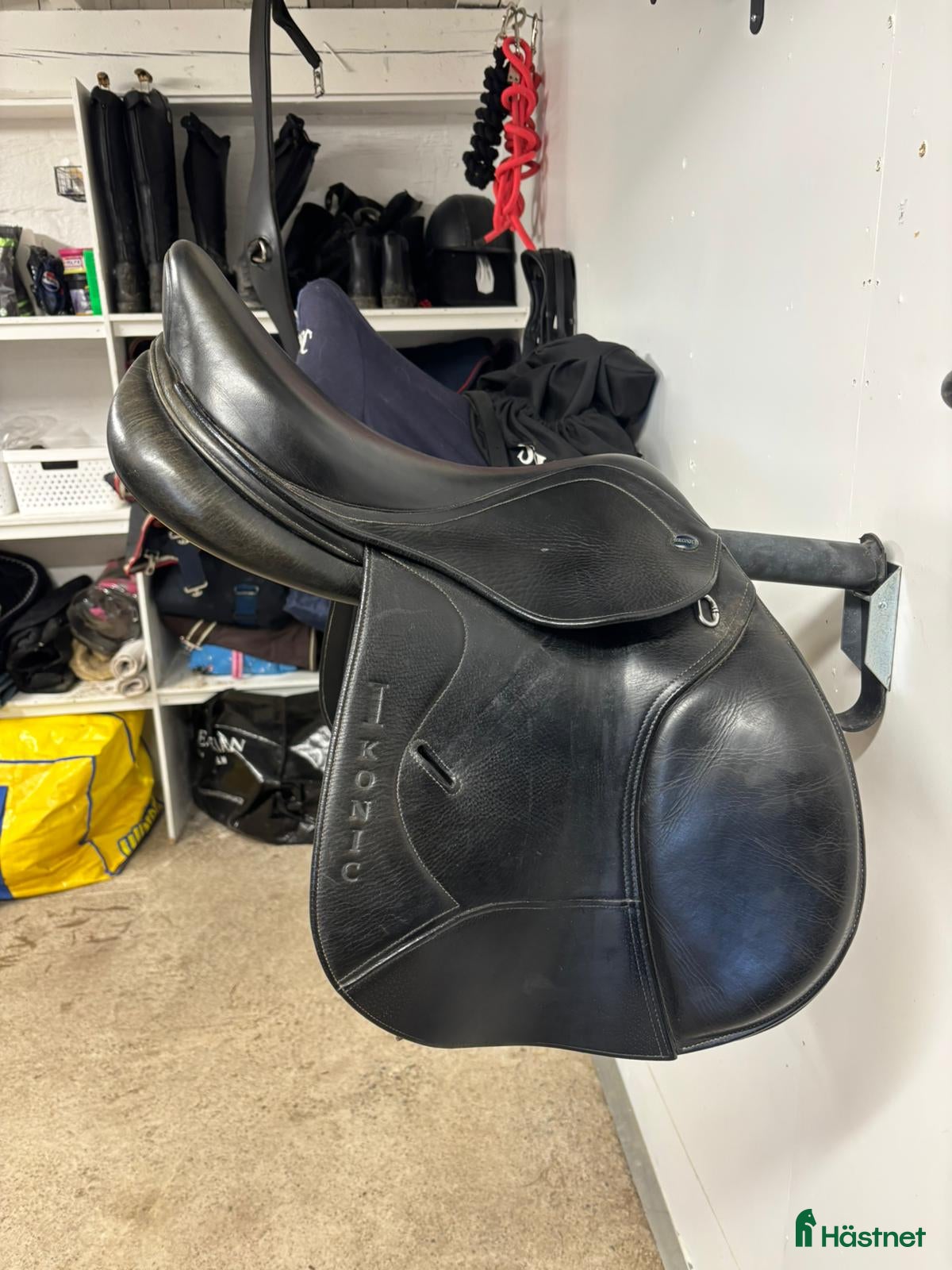 Sadlar hästutrustning Ikonic evolution 17,5 tum - Annons 1