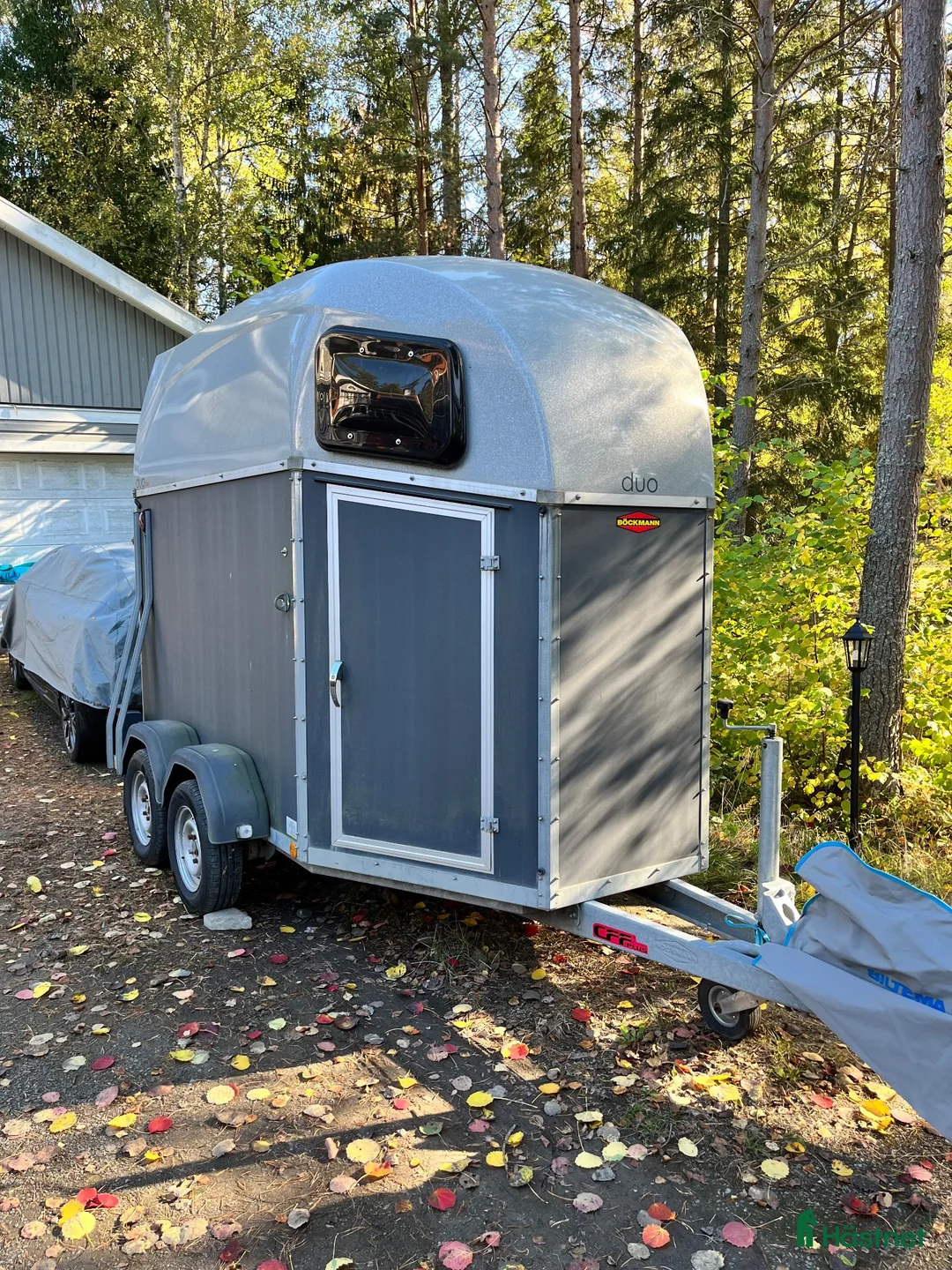 Hästtransporter  fordon & transport till salu: Nyservad och besiktigad med aluminium golv  -Fin! - Annons 1