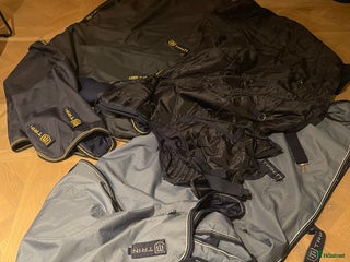 Täcken hästutrustning till salu: Trinity täcken 135 2 stycken med en Liner i Norrtälje - Annons 3
