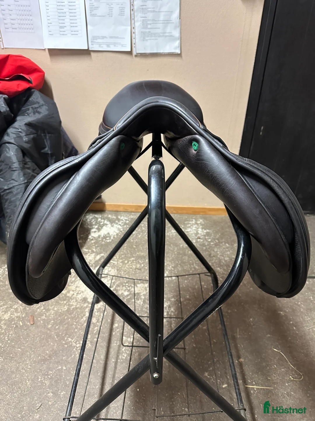 Sadlar hästutrustning till salu: Equipe Linnea Hoppsadel  - Annons 2