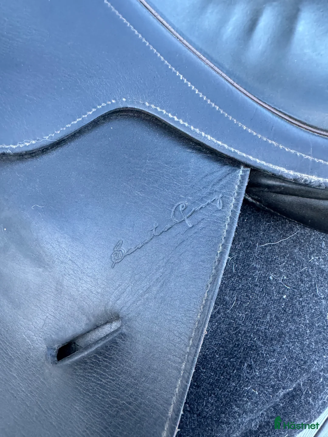 Sadlar hästutrustning till salu: Fin Santa Cruz allround sadel - Annons 2