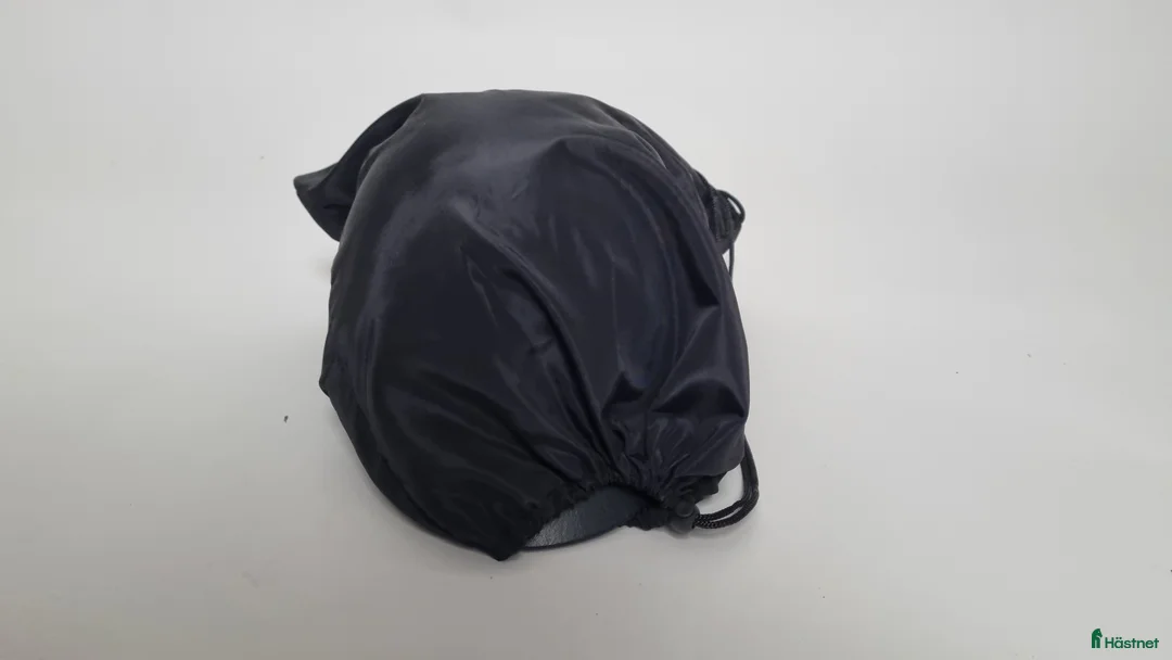 Hjälmar ryttarutrustning till salu: Charles Owen  i Färentuna - Annons 6