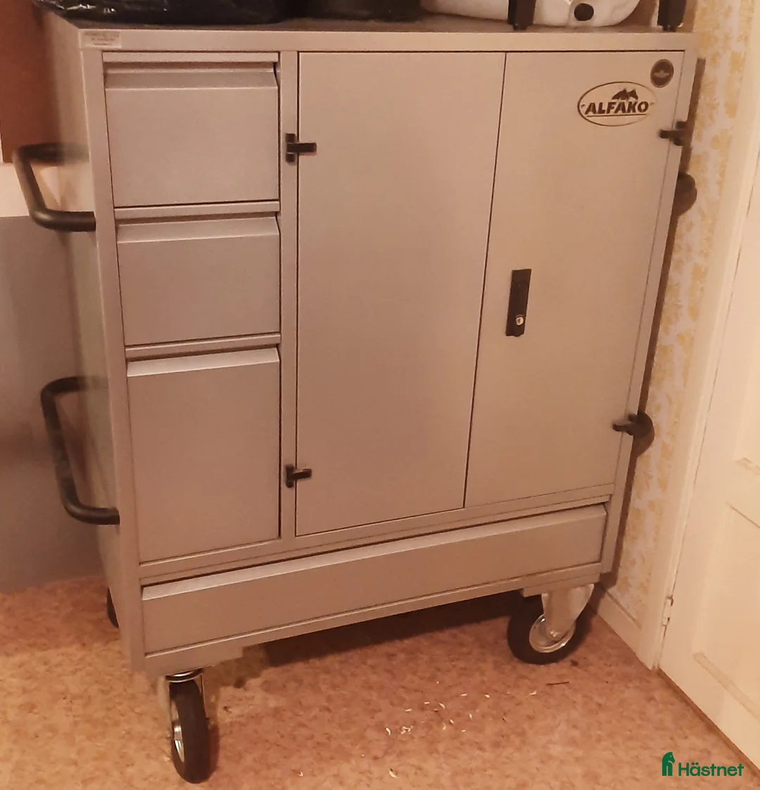 Övrig utrustning övrig utrustning till salu: Sadelskåp i Ugglarp - Annons 1