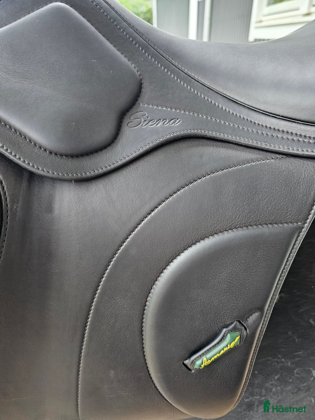 Sadlar hästutrustning till salu: Amerigo Classic Siena Pinerolo  i Kungsbacka - Annons 2