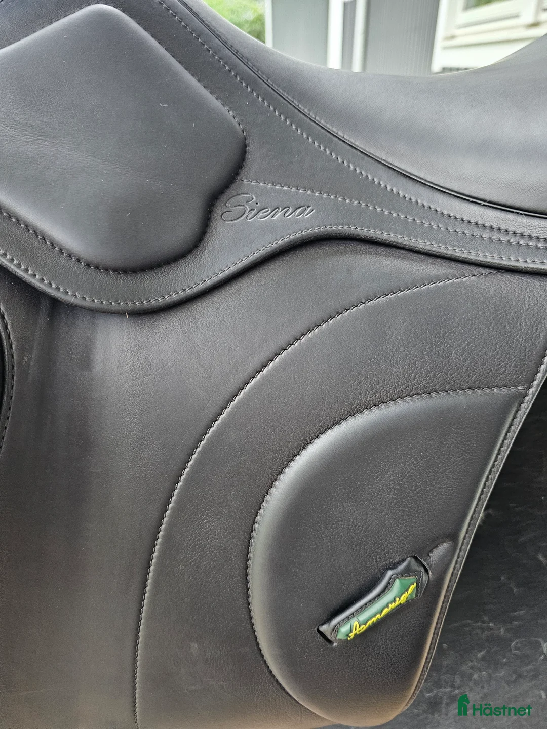 Sadlar hästutrustning till salu: Amerigo Classic Siena Pinerolo  i Kungsbacka - Annons 2