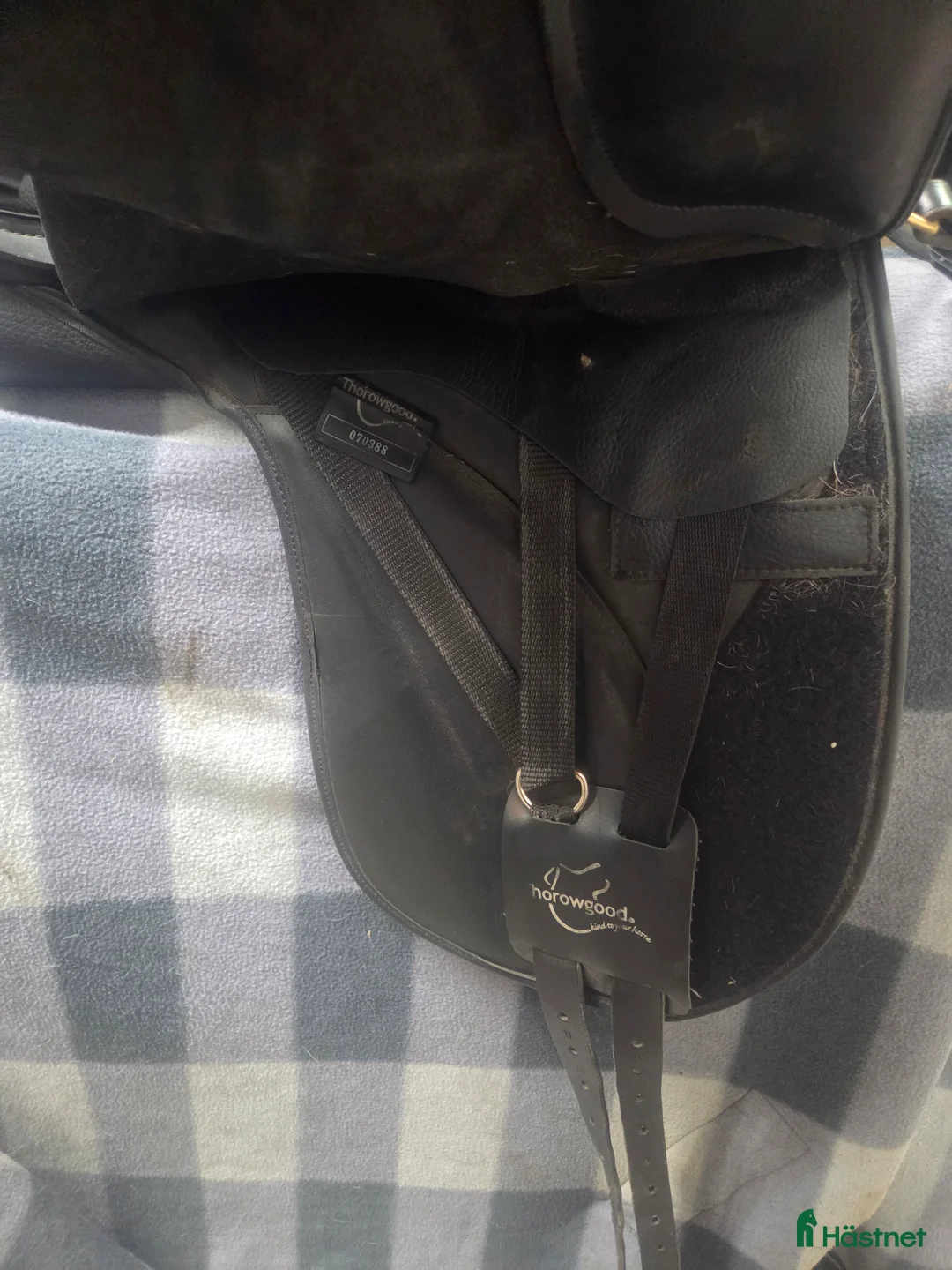 Sadlar hästutrustning till salu: Throwgood dressyr  - Annons 6