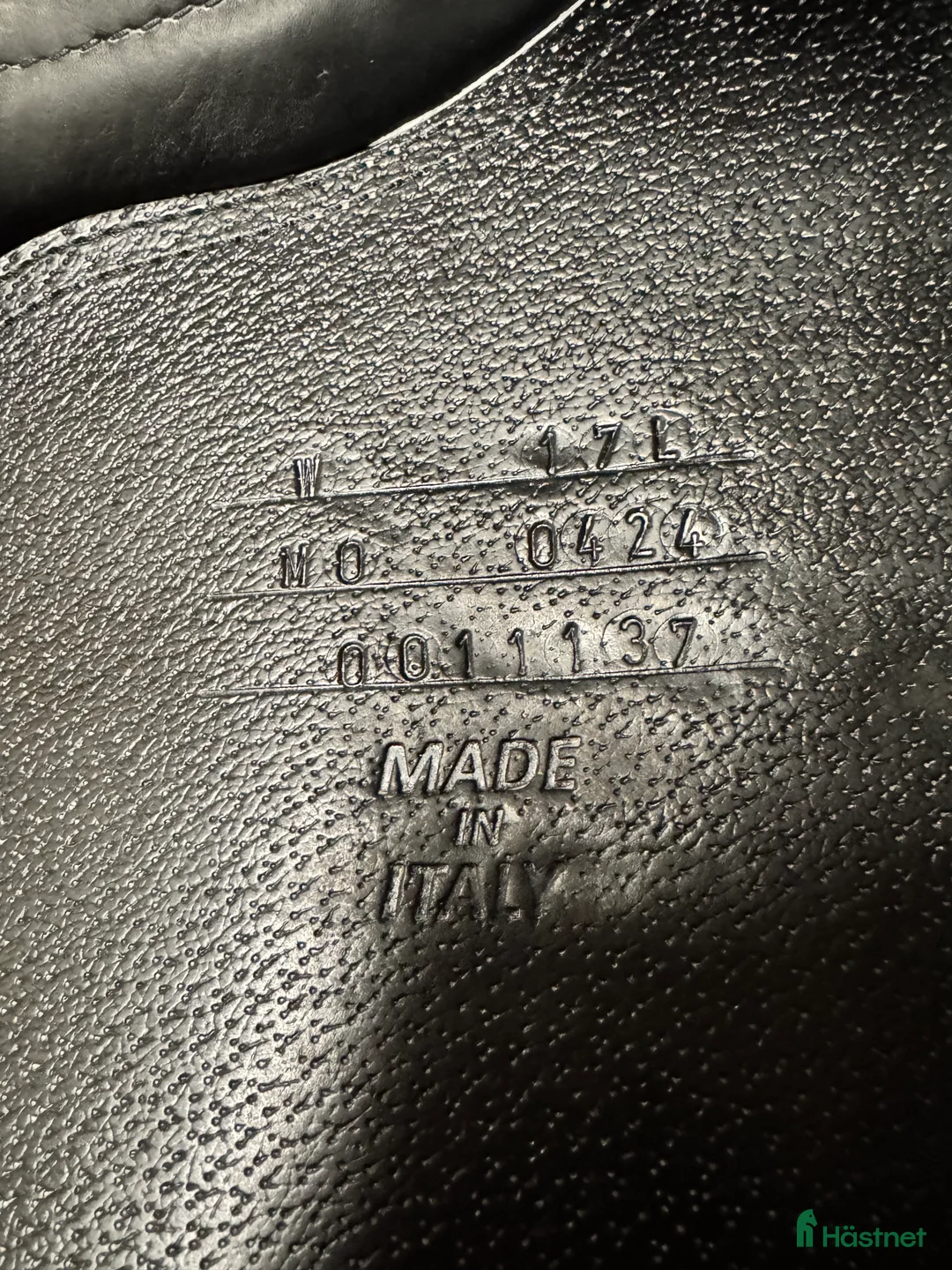 Sadlar hästutrustning till salu: Svart Equiline e5 hoppsadel  i Degerfors - Annons 6