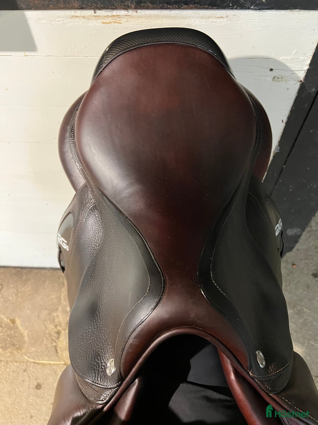 Sadlar hästutrustning till salu: CWD hoppsadel 17” årsmodell 2020 i Surahammar - Annons 3