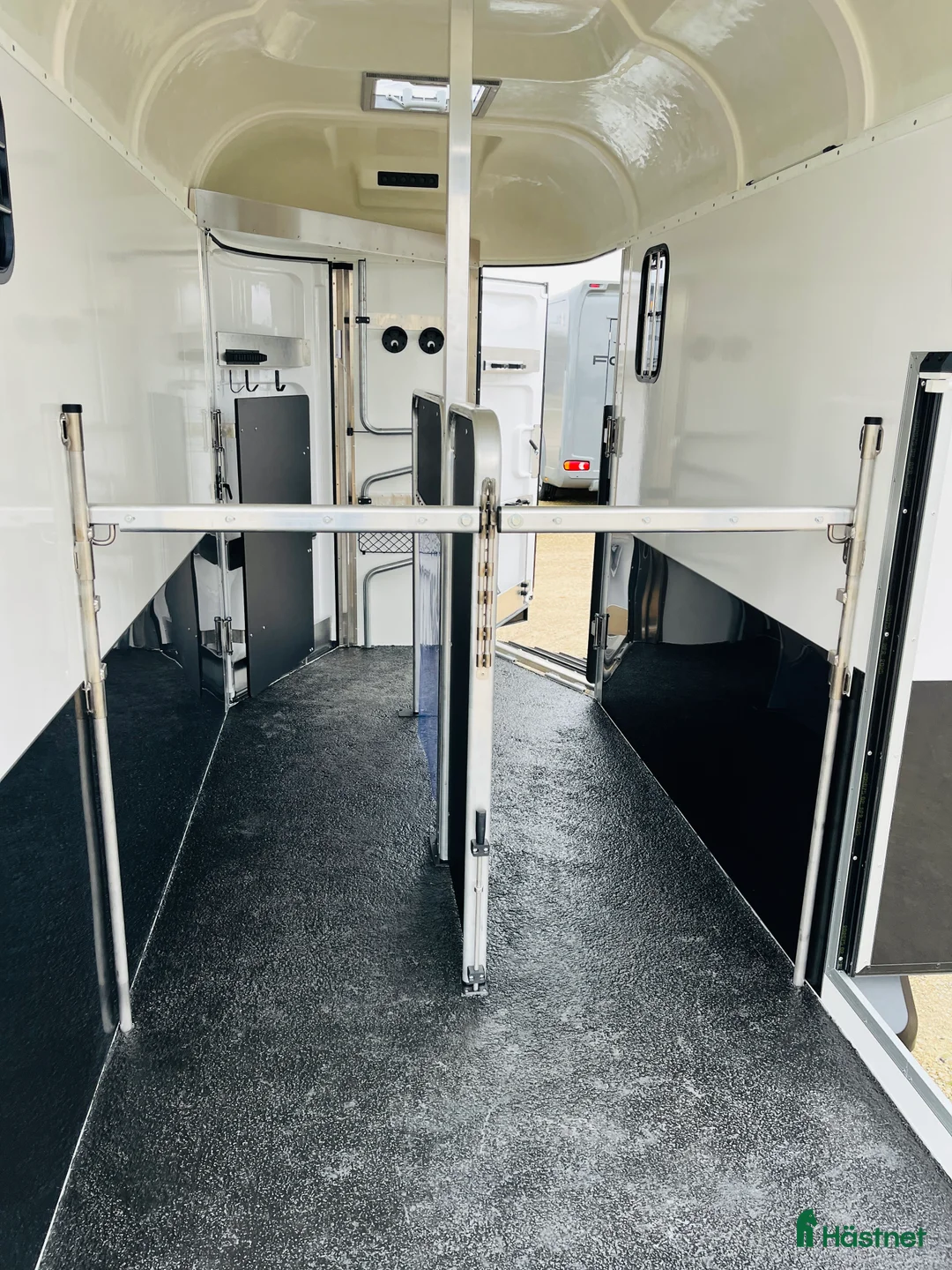 Hästtransporter  fordon & transport till salu: Forzab EQ3R Finns i lager! i Klippan - Annons 8