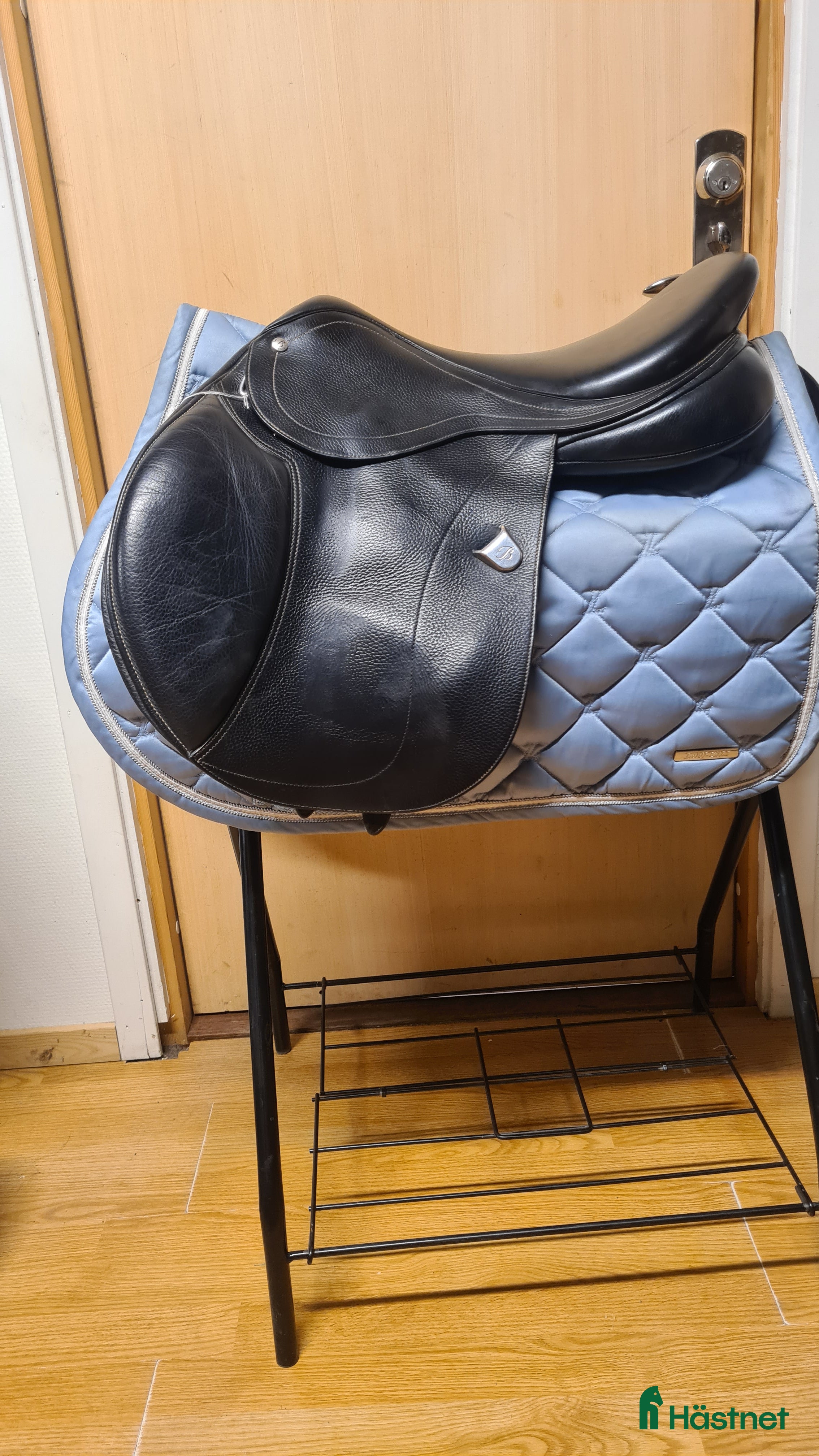 Sadlar hästutrustning till salu: Bates Hunter Jumping i Hamneda - Annons 10