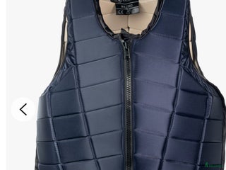 Säkerhetsvästar ryttarutrustning till salu: Snygg säkerhetsväst i Tösse - Annons 7