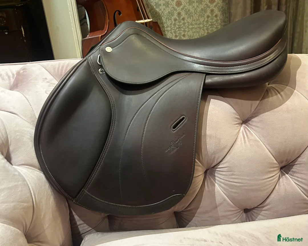 Sadlar hästutrustning till salu: Equipe expression special  i Vikarbyn - Annons 1