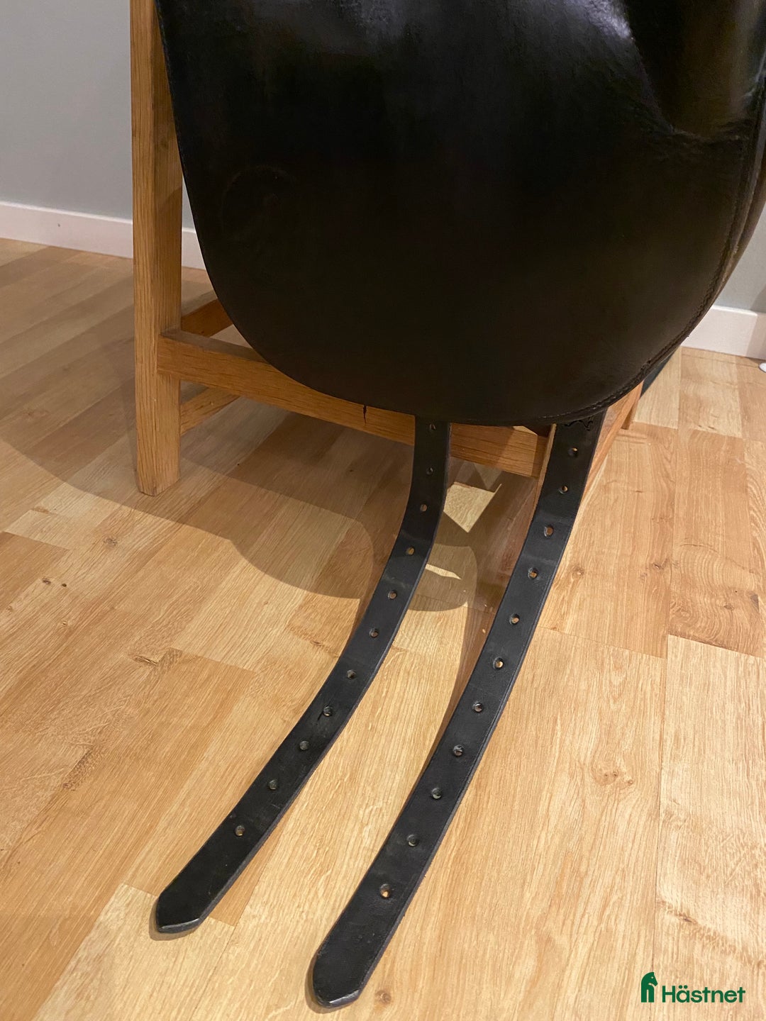 Sadlar hästutrustning till salu: Draupnir 17,5 i fint skick  i Motala - Annons 8