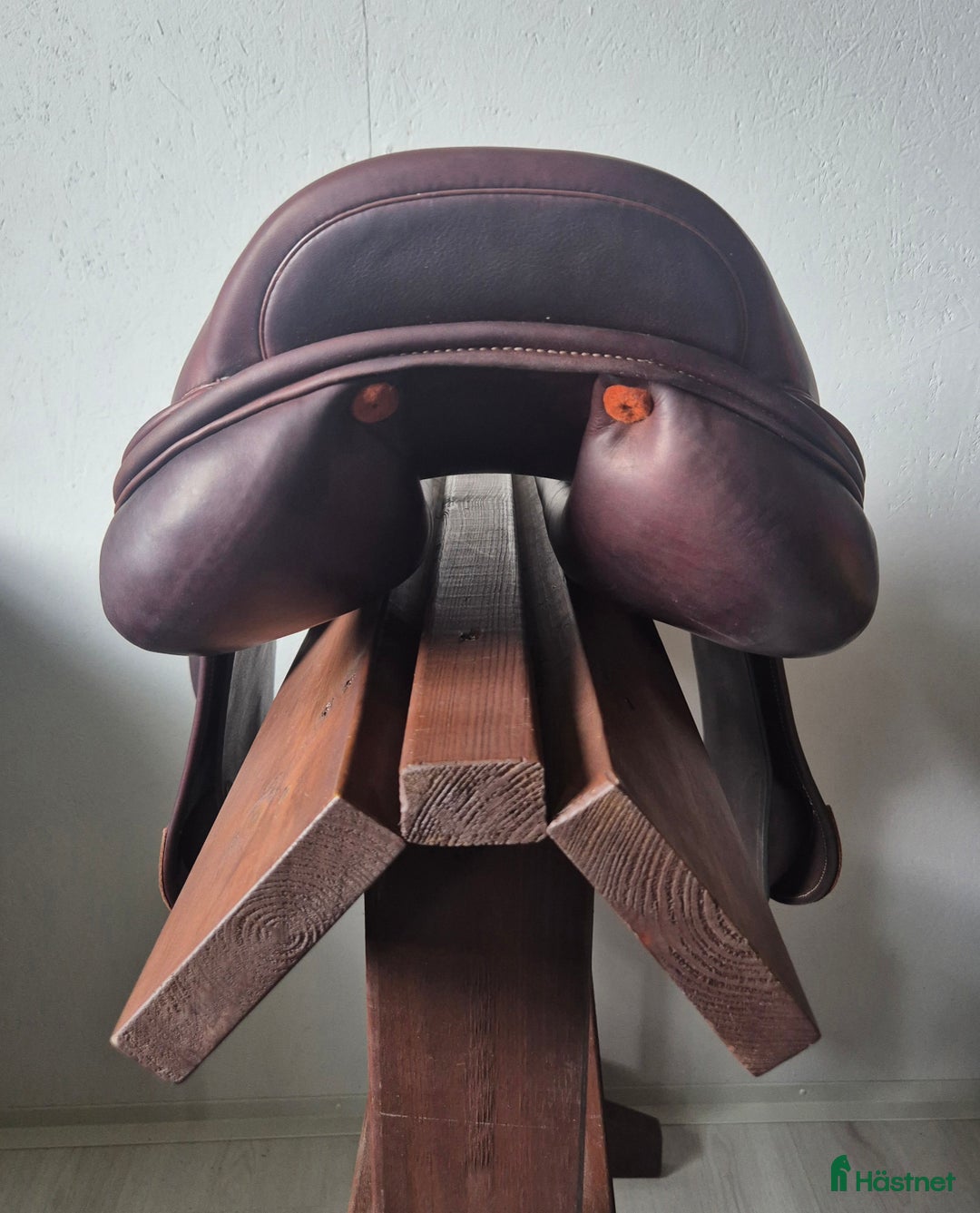 Sadlar hästutrustning till salu: Tech1 i nyskick  i Kågeröd - Annons 3