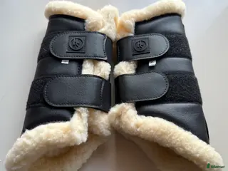 Benskydd hästutrustning till salu: Nya benskydd i Reftele - Annons 1