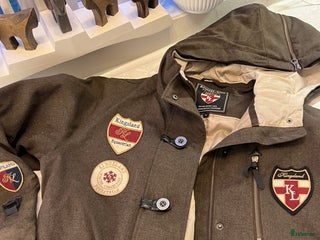 Jackor & Kavajer ryttarutrustning till salu: VINTERRIDJACKA FRÅN KINGSLAND! i Stånga - Annons 3