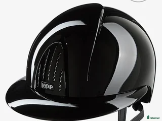 Hjälmar ryttarutrustning till salu: Säljer min kep i Alnö - Annons 1