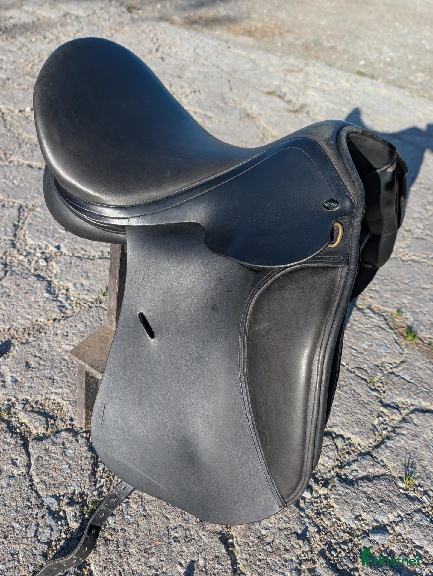 Sadlar hästutrustning Globus Crincle 17,5" bom 34 - Annons 1