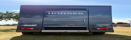 Hästlastbilar  fordon & transport till salu: Horsepartner Renault master Nuyts - Annons 4
