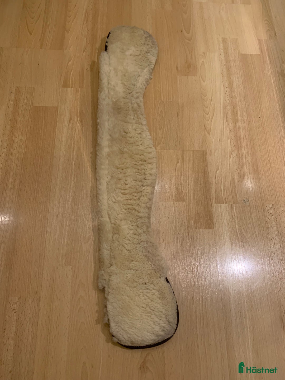 Sadeltillbehör hästutrustning till salu: Dressyrgjord med fluff 70 cm i Lycke - Annons 2