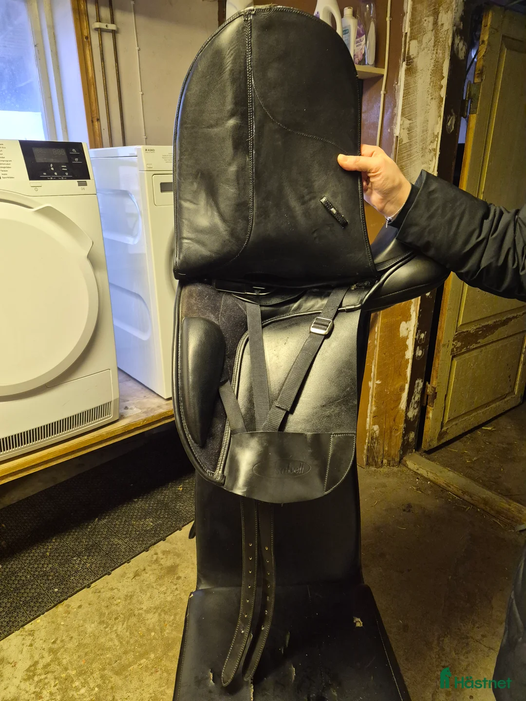 Sadlar hästutrustning till salu: Bates Isabell werth cair i Vartofta - Annons 4