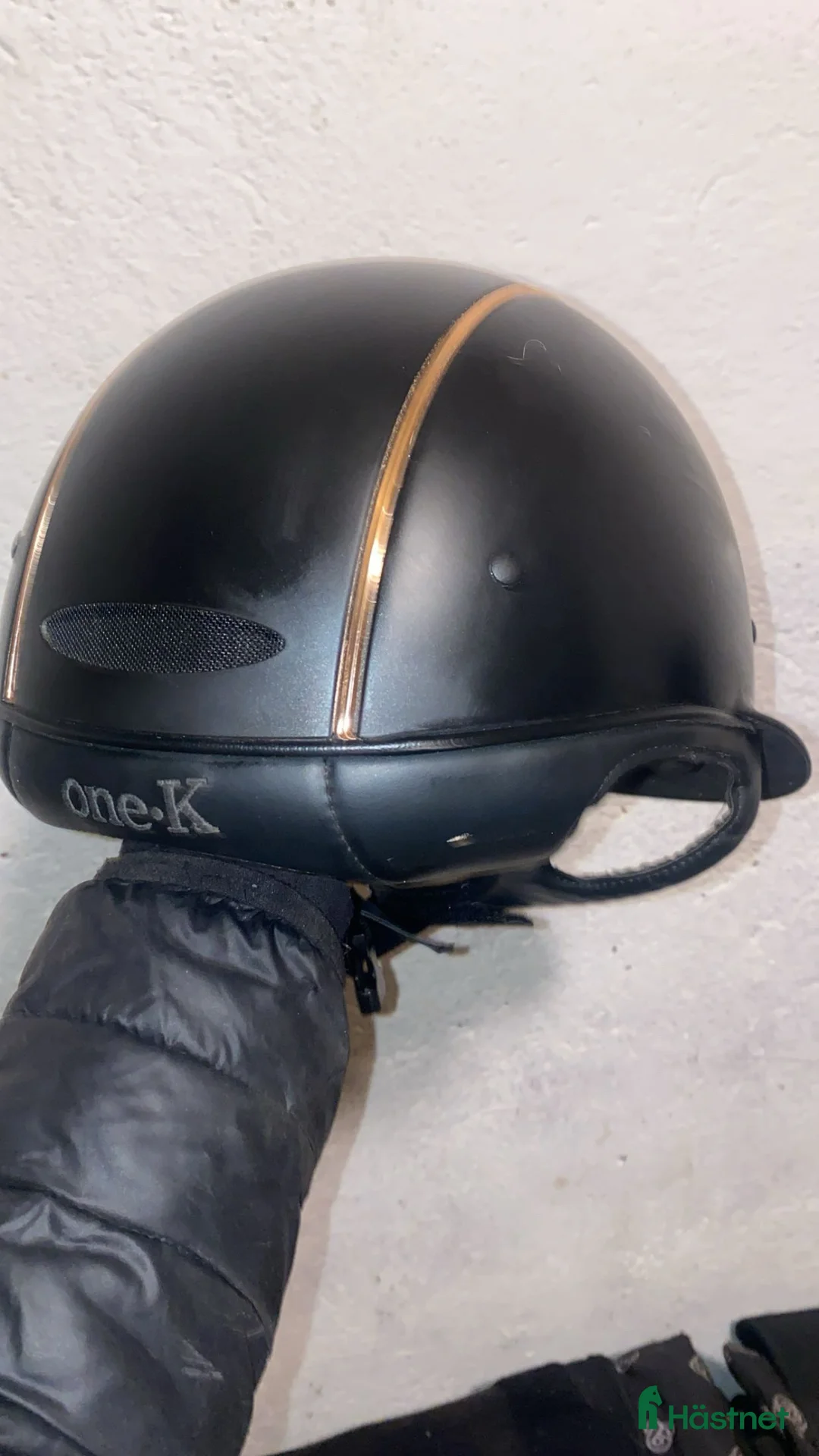 Övrig Ryttarutrustning ryttarutrustning till salu: Onek hjälm - Annons 2