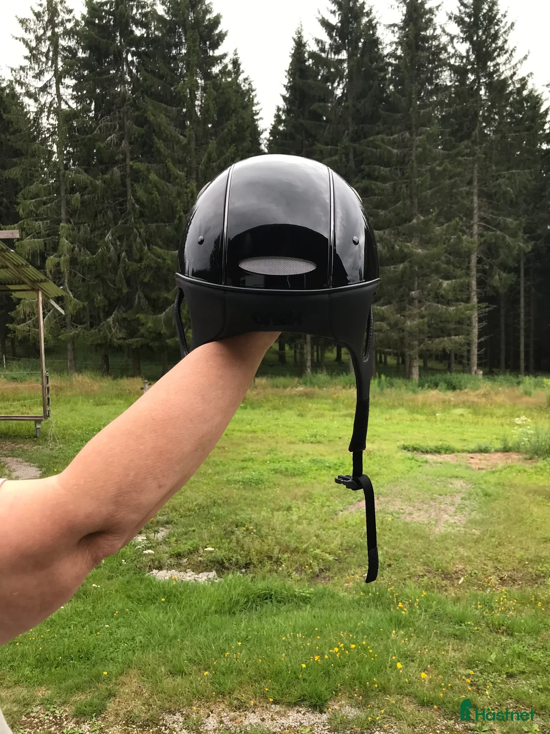 Hjälmar ryttarutrustning till salu: OneK hjälm i Mangskog - Annons 4