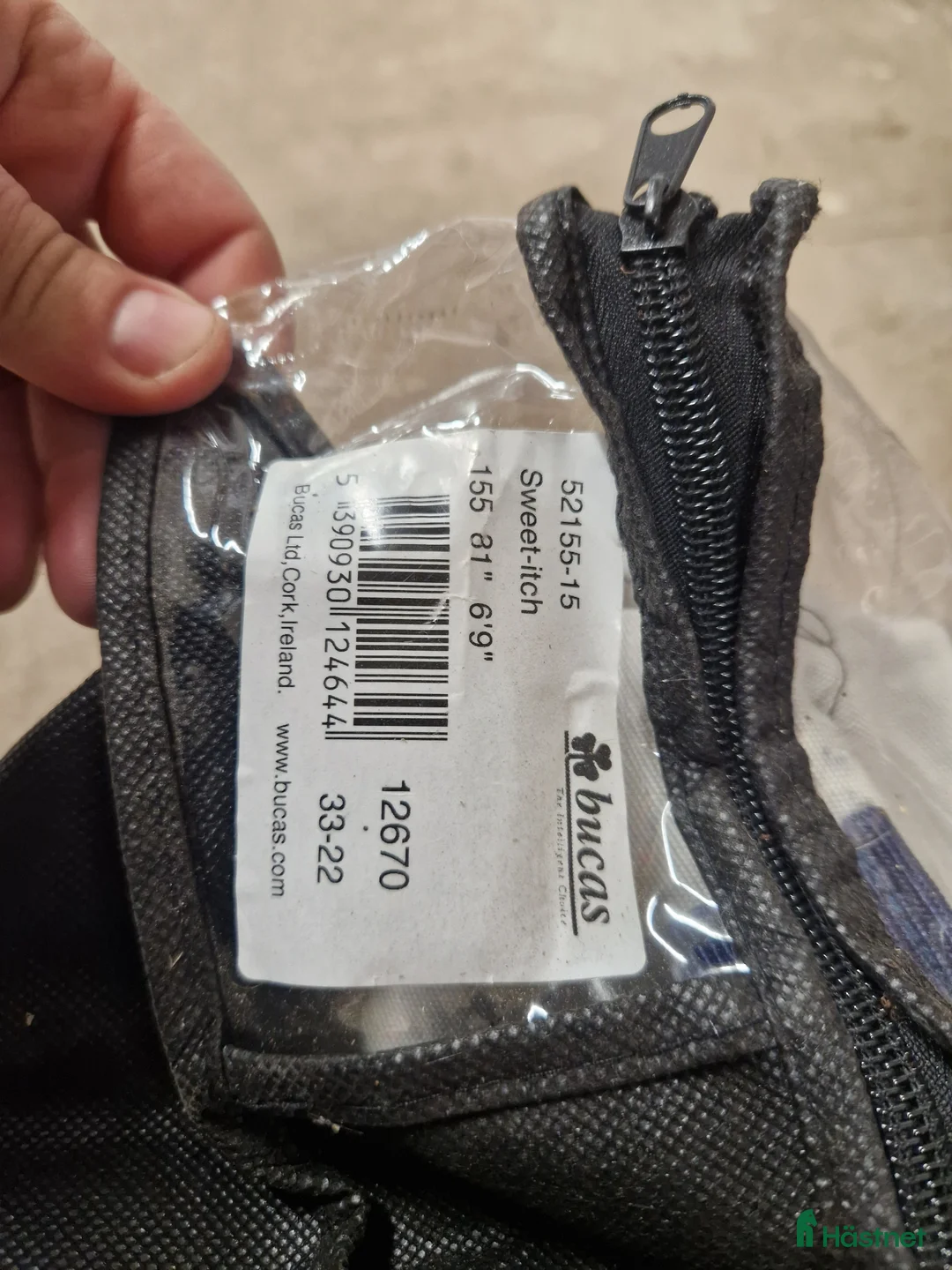 Täcken hästutrustning till salu: Oanvända lugtäcke Sweet-itch X Light Silver i Vassmolösa - Annons 2