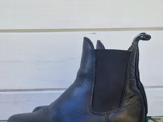 Ridstövlar ryttarutrustning till salu: CRW Epson stl 32 - Annons 1