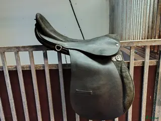 Sadlar hästutrustning till salu: Travmonté sadel i Gamleby - Annons 4