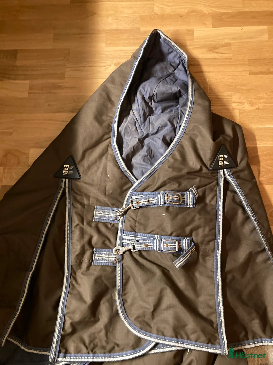 Täcken hästutrustning till salu: Vintertäcke  i Bergeforsen - Annons 2