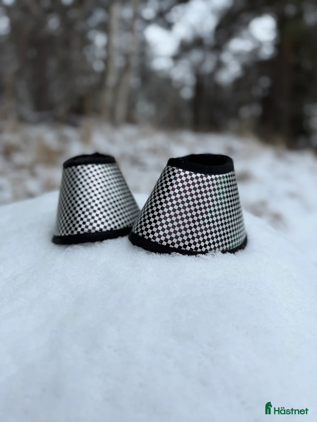 Övrig Hästutrustning hästutrustning till salu: Matchande Silvrigt Set - schabrak, huva & boots  i Värmdö - Annons 5