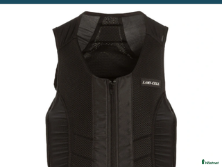 Säkerhetsvästar ryttarutrustning till salu: Lamicell Ryggskydd i Ringarum - Annons 16