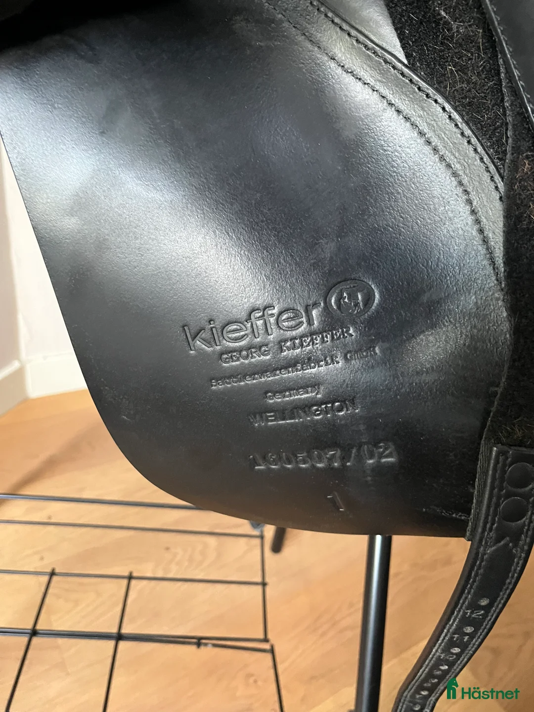 Sadlar hästutrustning till salu: Keiffer dressyrsadel  i Stockholm - Annons 9
