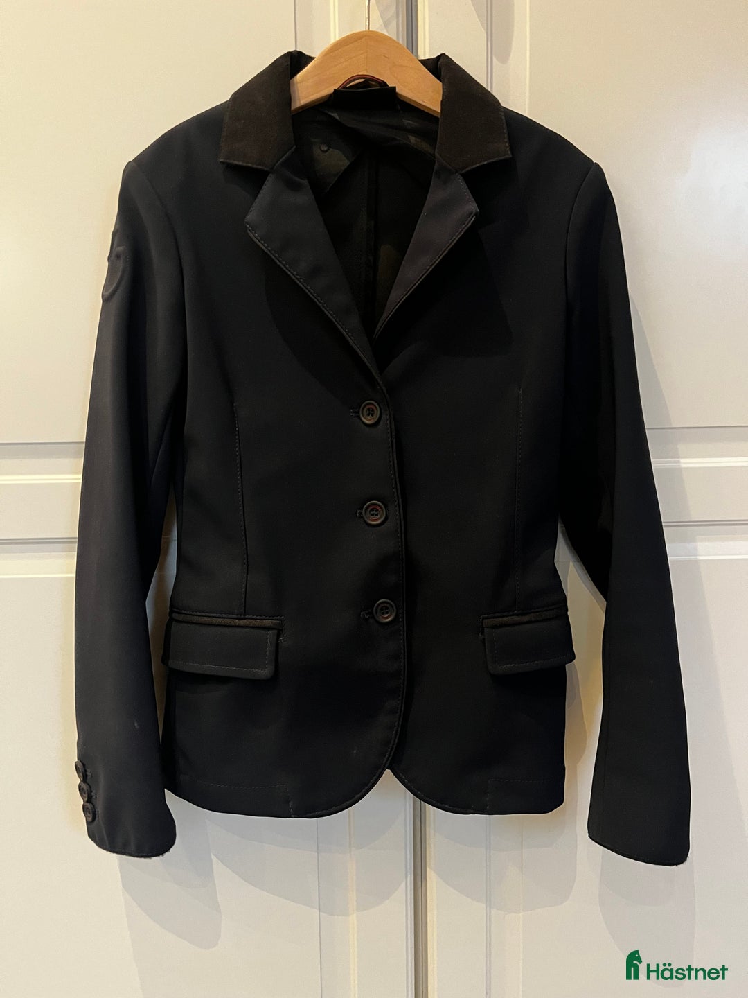 Jackor & Kavajer ryttarutrustning till salu: Cavalleria Toscana, Animo kavaj barn  i Eslöv - Annons 2