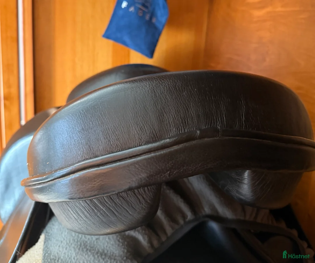 Sadlar hästutrustning till salu: Eques pad 17,5” så - Annons 2